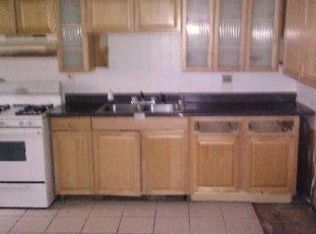 11535 S Elizabeth St, Chicago, IL 60643