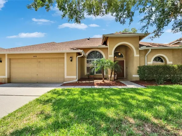 4418 River Overlook Dr, Valrico, FL 33596