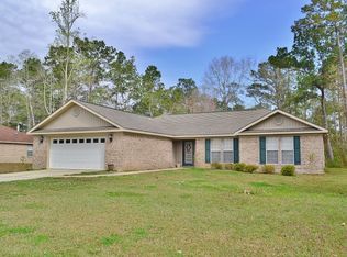 1500 Cotita Dr, Gautier, MS 39553