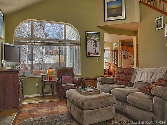 2nd image of 7947 N Springshire Dr