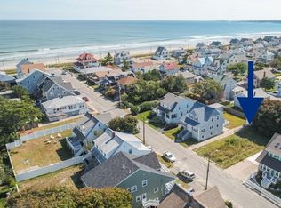 64 F St, Hull, MA 02045