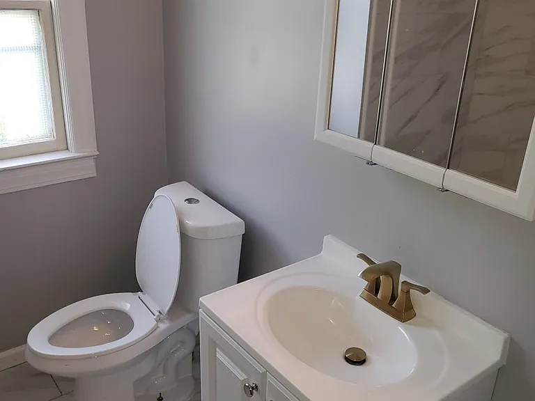 19450 Monterey Ave — Photo 3