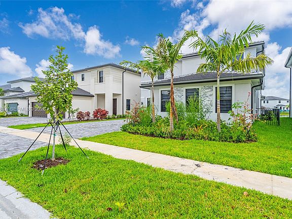 4th image of 4276 SW 173rd Ave