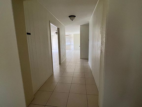 5th image of 1103 E Ebony Ln