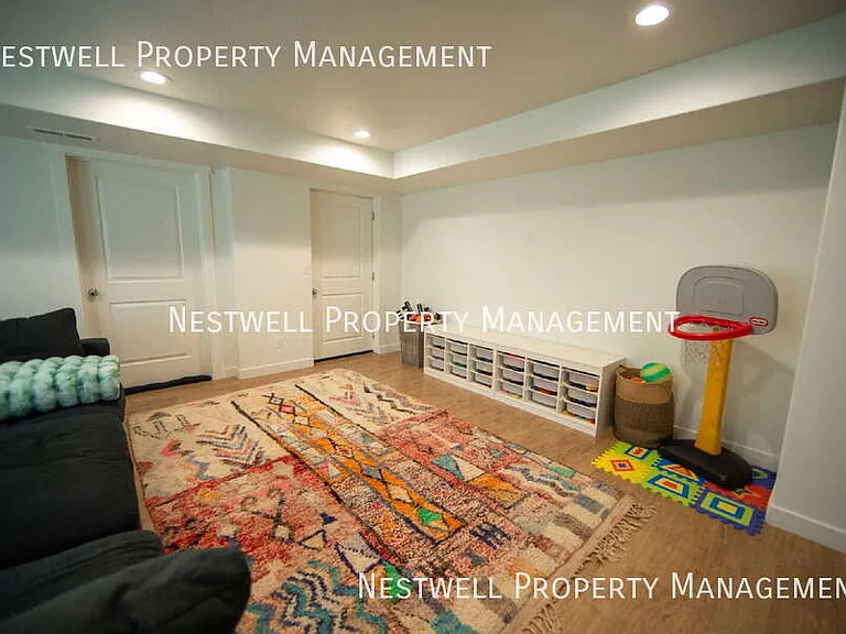 10896 S Gresham Dr — Photo 21