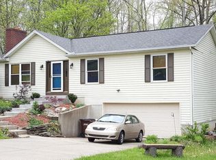 1907 Fieldcrest Dr, Lawrenceburg, IN 47025