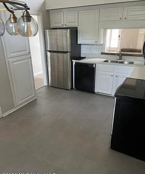105 Northtown Dr — Photo 9