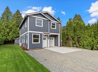 4955 Henley St, Blaine, WA 98230