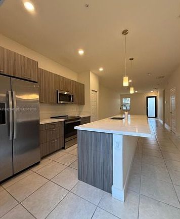5th image of 8005-104 NW 27th Ave