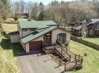 163 Mitchell Dr, Oakland, MD 21550