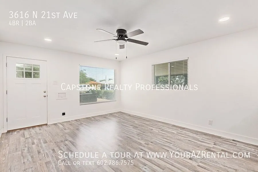 Welcome to your 4 Bedroom 2 Bathroom Home dream home in Central Phoenix! — Photo 4