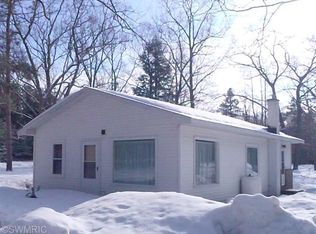 2429 N Sherman Rd, Ludington, MI 49431