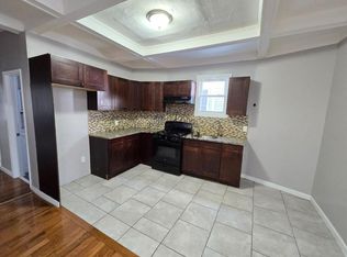 9 Chelsea Ave FLOOR 3, Newark, NJ 07106