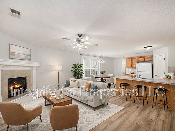 5th image of 8880 N Helena Ave Unit 8882