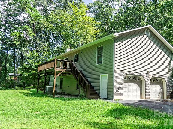 3rd image of 15 Pete Luther Rd