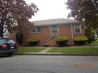 132 E 96th St, Chicago, IL 60628