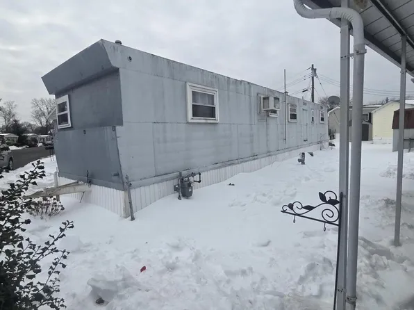 45 Locust Grove, Hazlet, NJ 07730