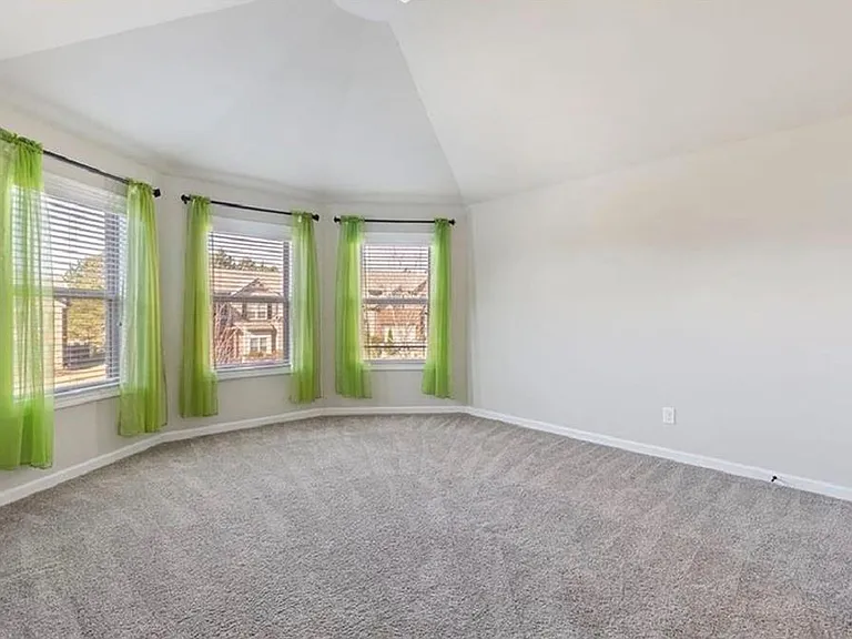 2727 Cove View Ct — Photo 18