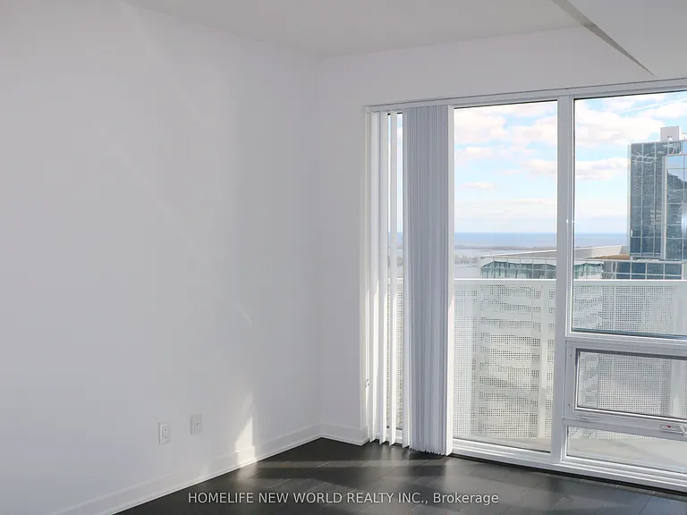100 Harbour St #4210 — Photo 7