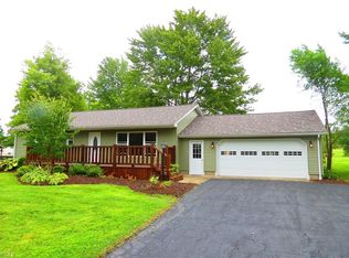 822 Lenox New Lyme Rd, Jefferson, OH 44047