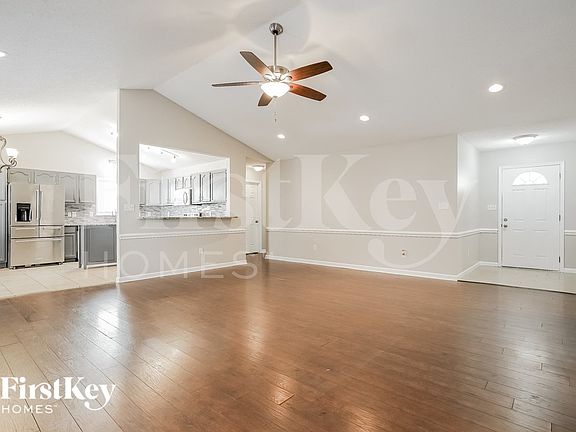 5th image of 8 Whitaker Pl