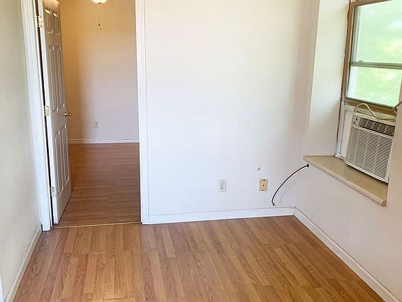 2nd image of 836 N Sprigg St APT 2