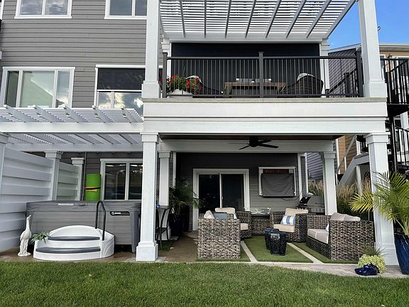 4th image of 349B Lakeshore Dr