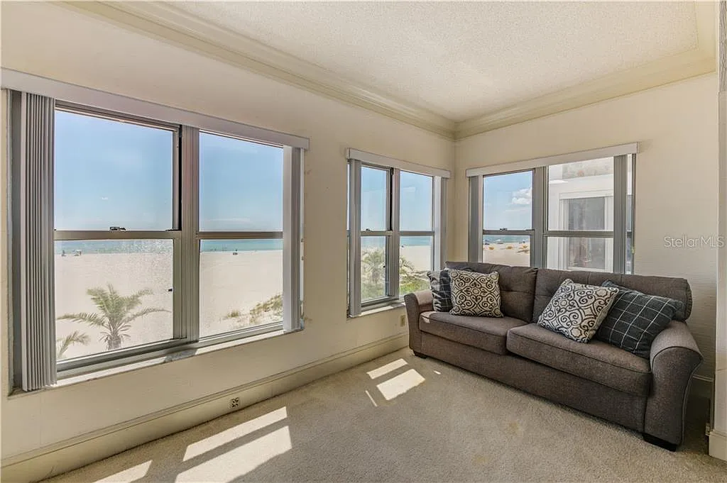 2 bed, 2.0 bath, 1500 sqft, $5,000 — Photo 4