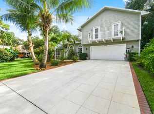 6621 Wood Lake Rd, Jupiter, FL 33458