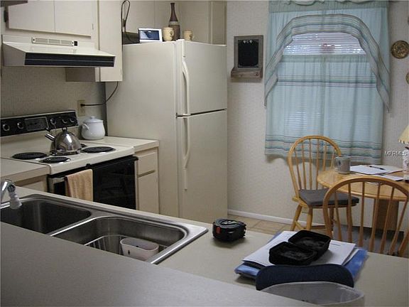 5th image of 5265 E Bay Dr APT 213