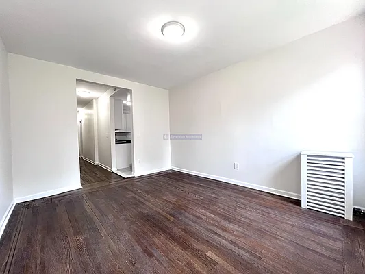 Rented by Sovereign Associates | media 9