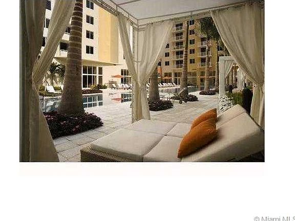 3rd image of 2775 NE 187th St APT 520