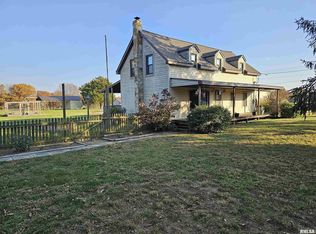 16032 N Angling Ln, Mount Vernon, IL 62864