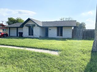 1030 S 18th St, Kingsville, TX 78363
