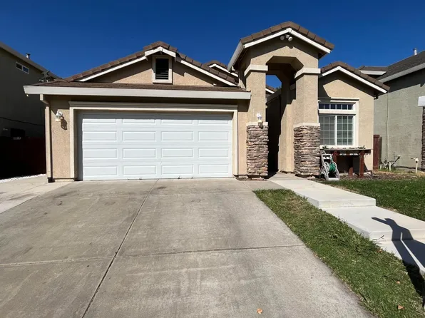 11 Petrel Ct, Sacramento, CA 95834
