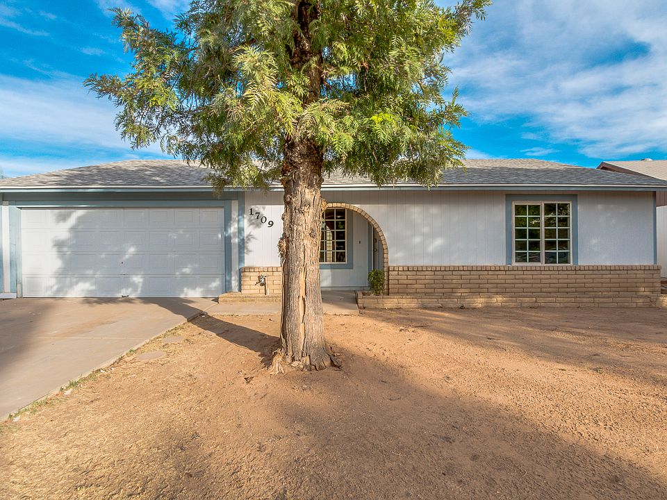1st image of 1709 S Almond