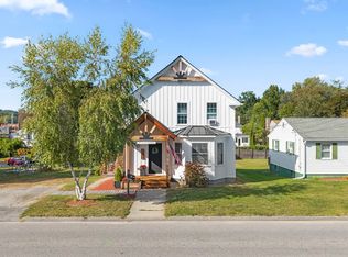 242 Clover St, Worcester, MA 01603