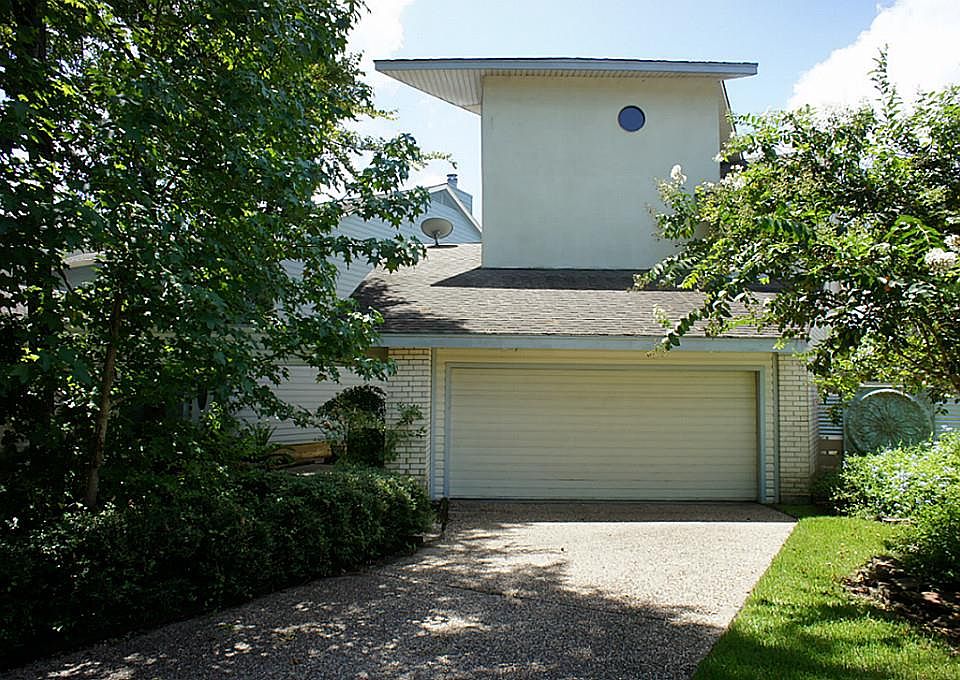 1st image of 11127 Twain Dr
