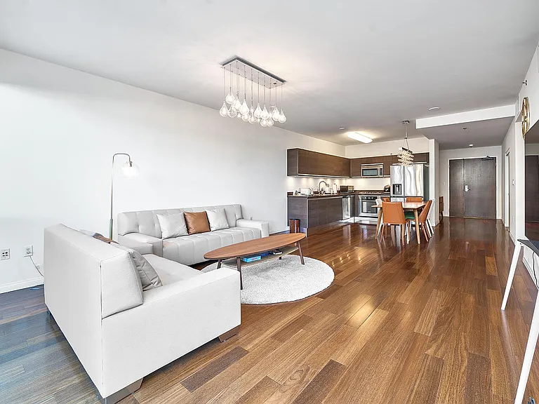 3785 Wilshire Blvd #704 — Photo 12