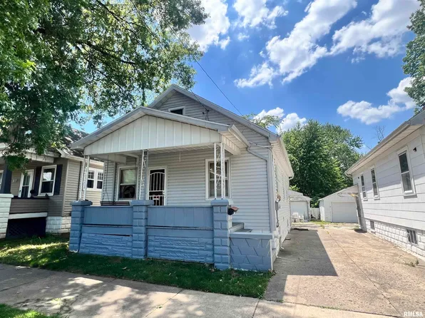 1921 N California Ave, Peoria, IL 61603