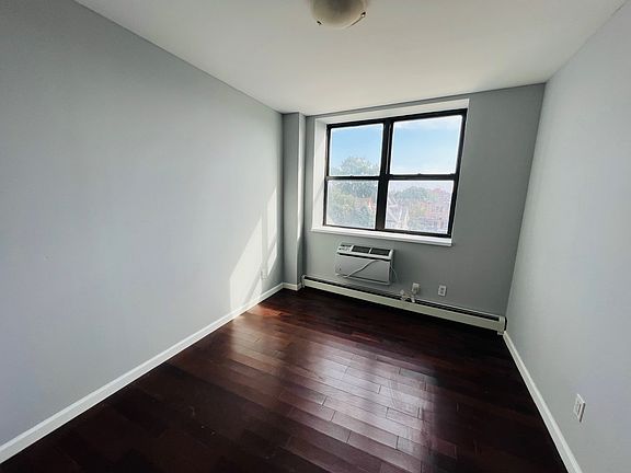 5th image of 45 Hinckley Pl #5K