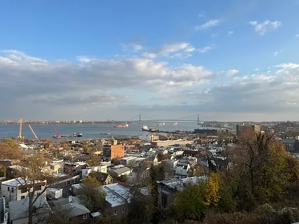 39 Tompkins Circle image 8 of 17