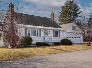 8 Donna Rd, Woburn, MA 01801