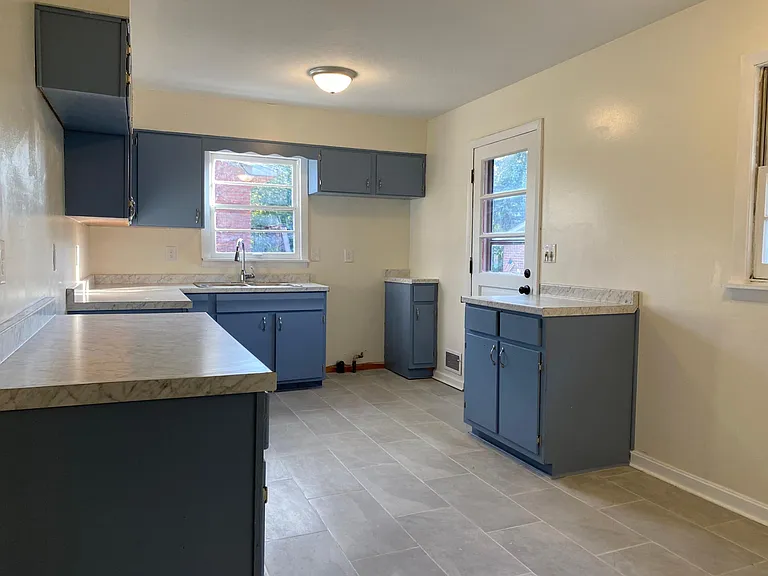 8202 Gloxinia Dr — Photo 10