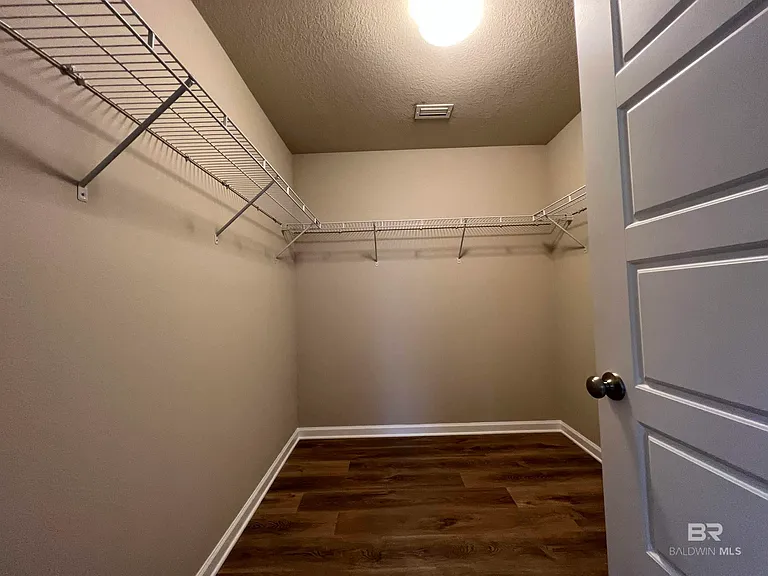 10286 Shetland Dr — Photo 14