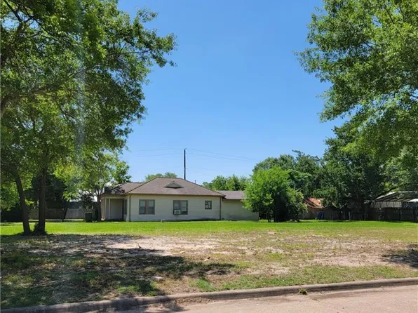 2700 & 2704 Maloney Ave, Bryan, TX 77801