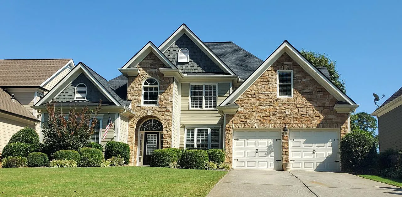 4 bed, 2654 sqft, $3,200 — Photo 1