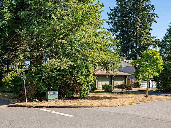 2nd image of 14603 101a Ave