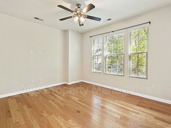 4th image of 5022 Mockernut Ln