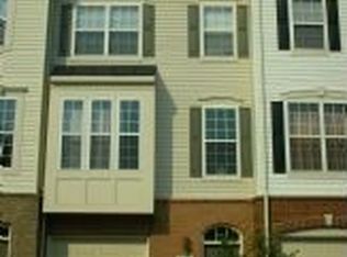 7537 Great Swan Ct, Alexandria, VA 22306